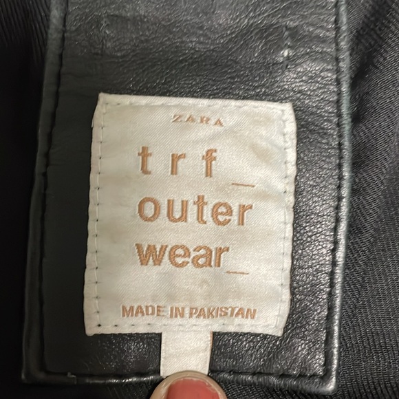 Zara real leather moto style jacket - Picture 2 of 13